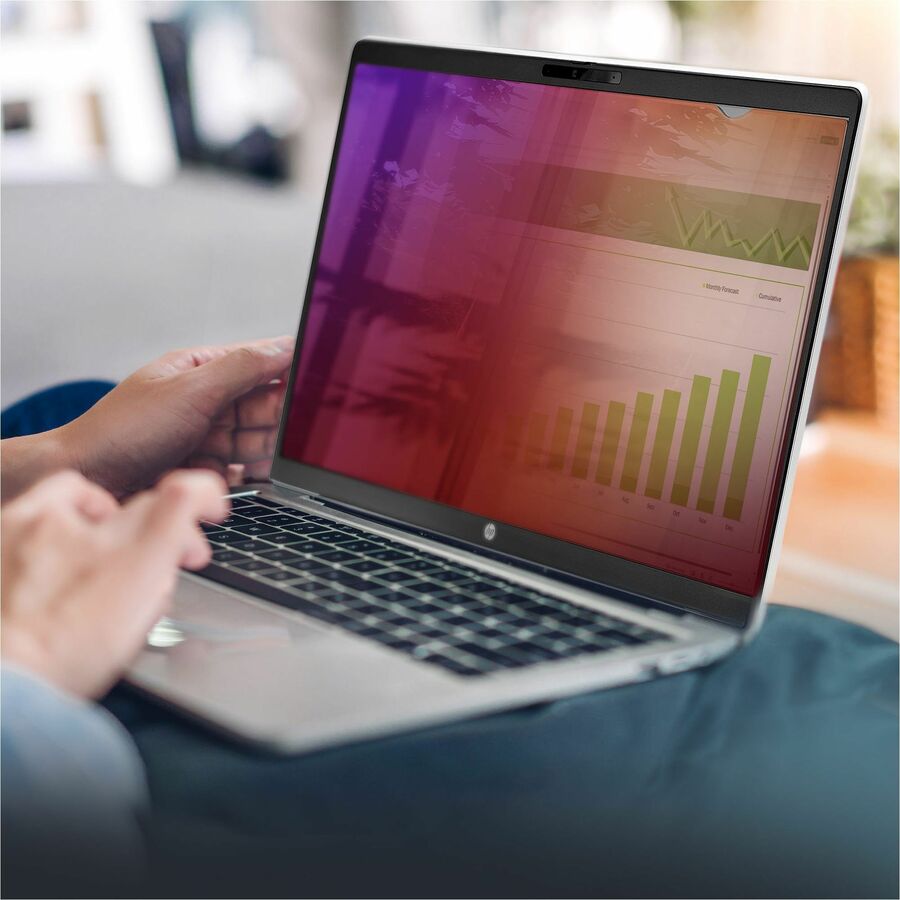 StarTech.com 15.6-inch 16:9 Gold Laptop Privacy Screen, Reversible Filter w/Enhanced Privacy, Computer Security Filter, +/- 30° View Angle 156G-PRIVACY-SCREEN