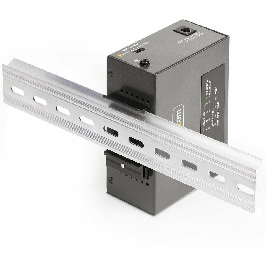 StarTech.com 4-Port Multi-Gigabit PoE++ Injector, 5/2.5/1G Ethernet (NBASE-T), PoE/PoE+/PoE++ (802.3af/802.3at/802.3bt), 160W Power Budget AS445C-POE-INJECTOR