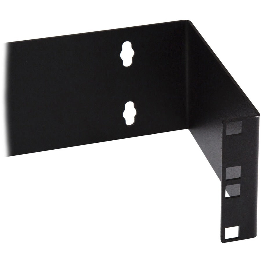 StarTech.com 2U 19in Hinged Wallmount Bracket for Patch Panels WALLMOUNTH2