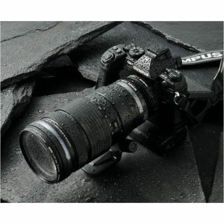 Om System M.ZUIKO DIGITAL - 40 mm to 150 mm - f/22 - f/2.8 - Varifocal Lens V335310BW000