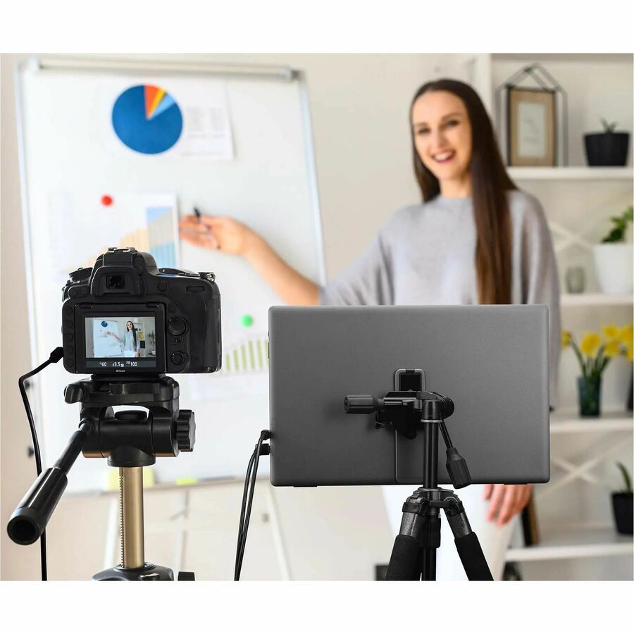 MSI PRO MP161 E2U 16" Class Full HD LED Monitor - 16:9 - Black, Metal Silver PROMP161E2U