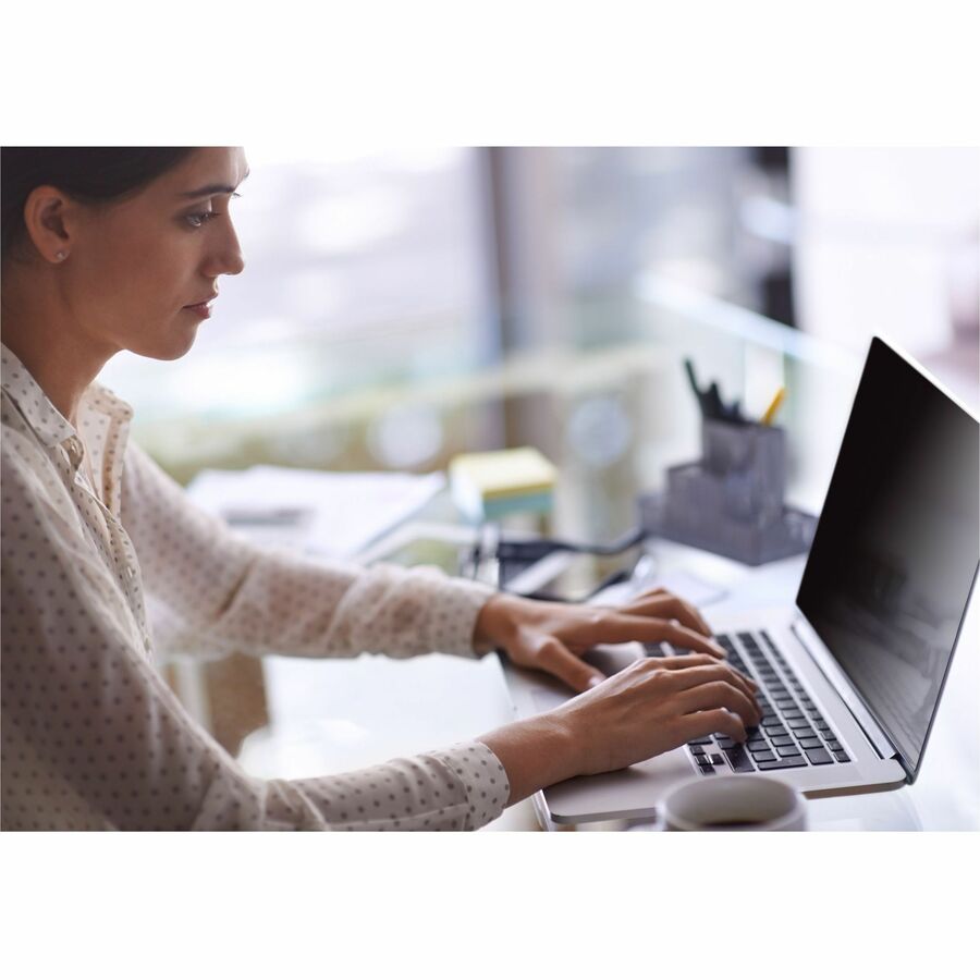 3M™ Privacy Filter for 15.6in Laptop, 16:9, PF156W9B PF156W9B