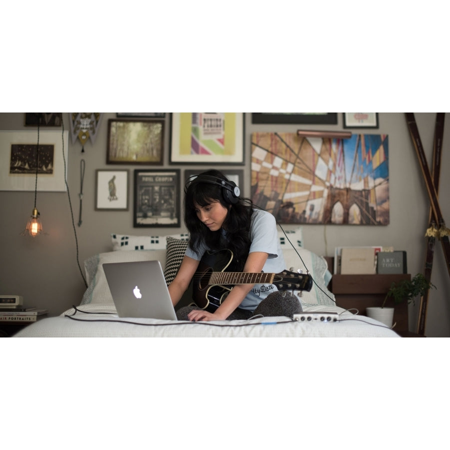 AKG K72 Closed-Back Studio Headphones 3169H00020