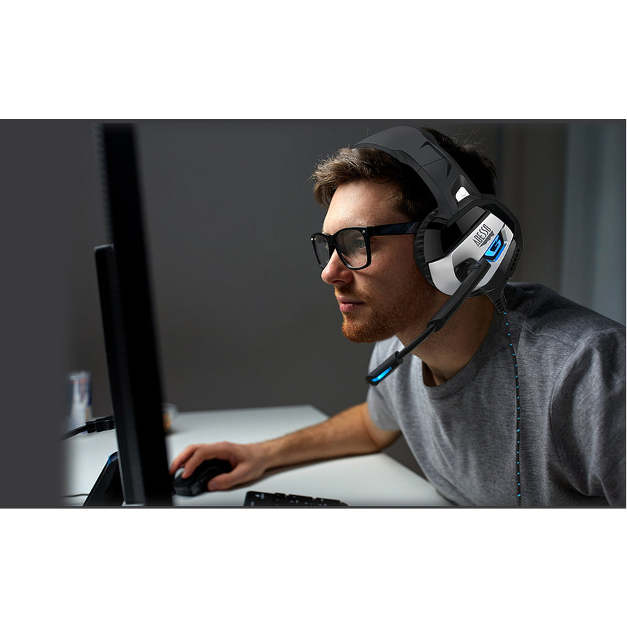 Adesso Stereo USB Gaming Headset with Microphone XTREAM G2