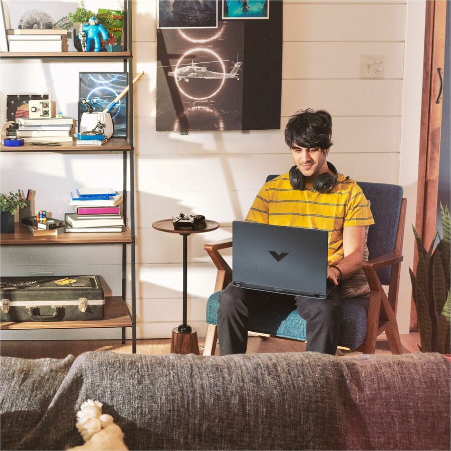 VICTUS 15-fa1000 15-fa1040nr 15.6" Gaming Notebook - Full HD - Intel Core i5 12th Gen i5-12500H - 16 GB - 512 GB SSD - Mica Silver, Black Chrome 8E9L6UA#ABA