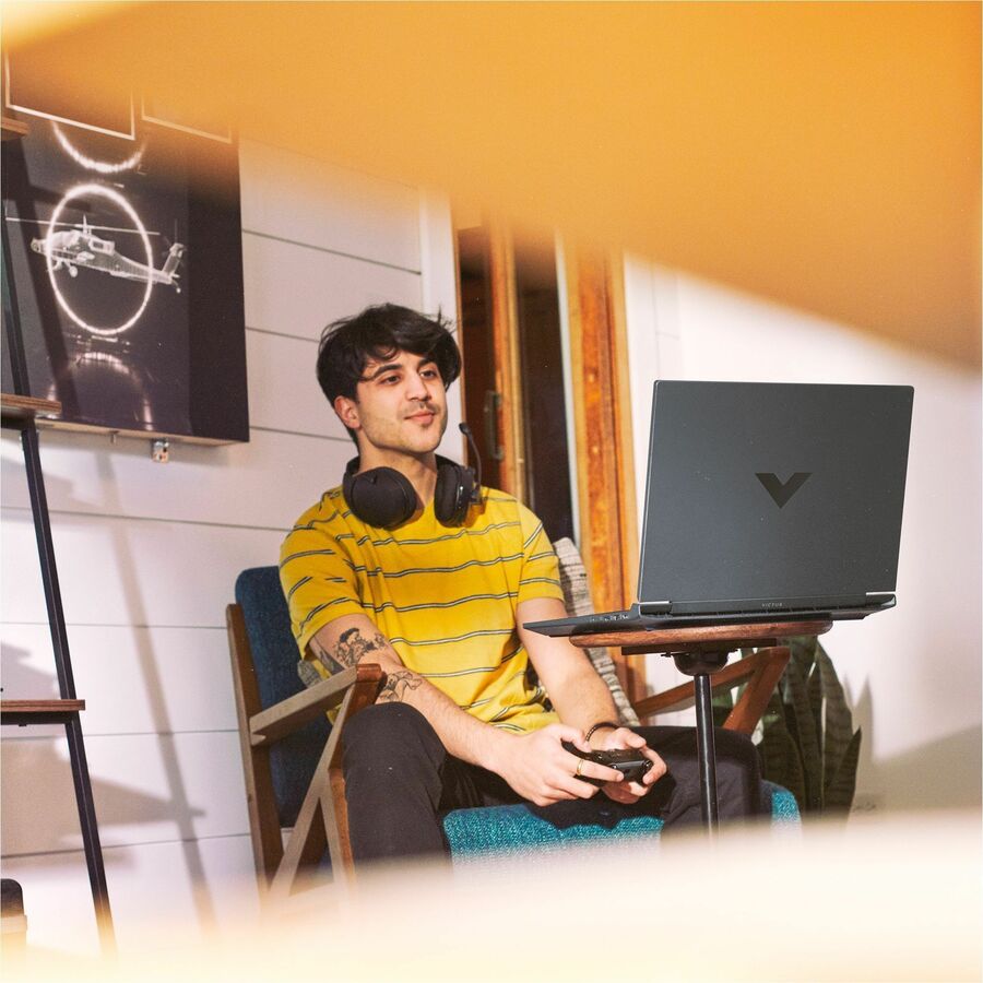 VICTUS 15-fa1000 15-fa1040nr 15.6" Gaming Notebook - Full HD - Intel Core i5 12th Gen i5-12500H - 16 GB - 512 GB SSD - Mica Silver, Black Chrome 8E9L6UA#ABA