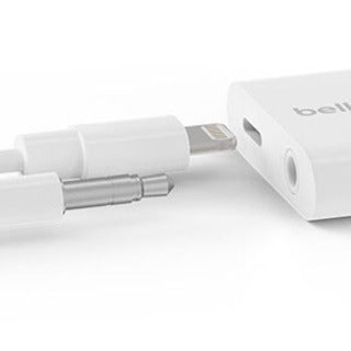 Belkin 3.5 mm Audio and Charge for iPhone and iPad Lightning Adapter F8J212BTWHT