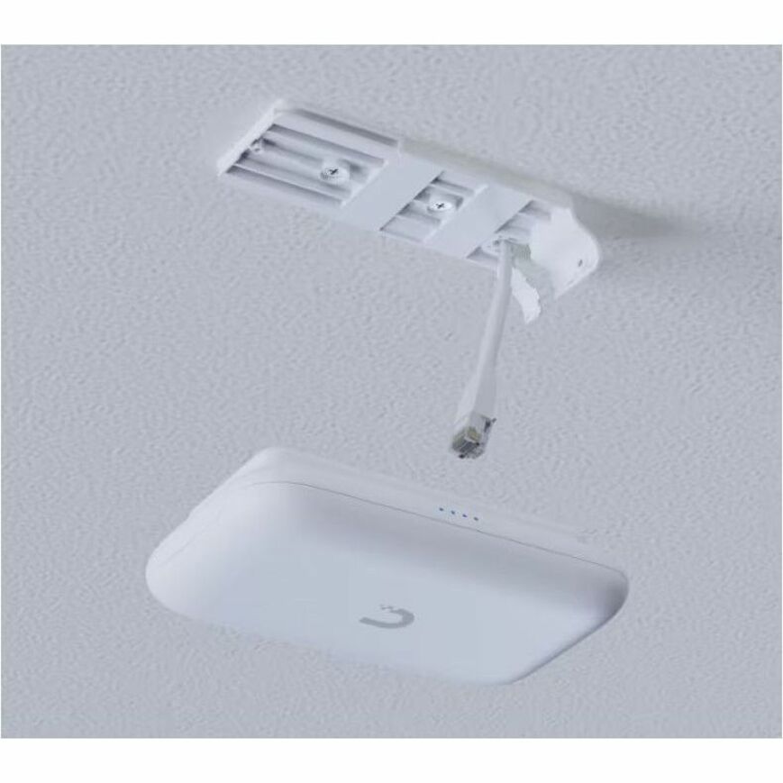 Ubiquiti Dual Band IEEE 802.11 a/b/g/n/ac 866.70 Mbit/s Wireless Access Point - Indoor/Outdoor UK-ULTRA-US