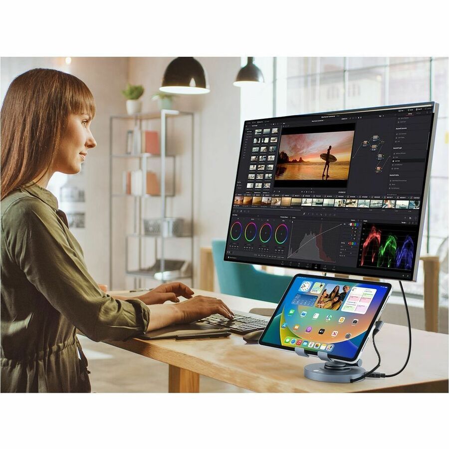 SIIG USB-C Multitask Hub Stand Holder - Tablets/Phones Stand - HDMI 4K60Hz - PD 100W - 2xUSB-A/USB-C 5Gbps - SD/Micro SD- 3.5mm Headset CE-MTDK31-S1