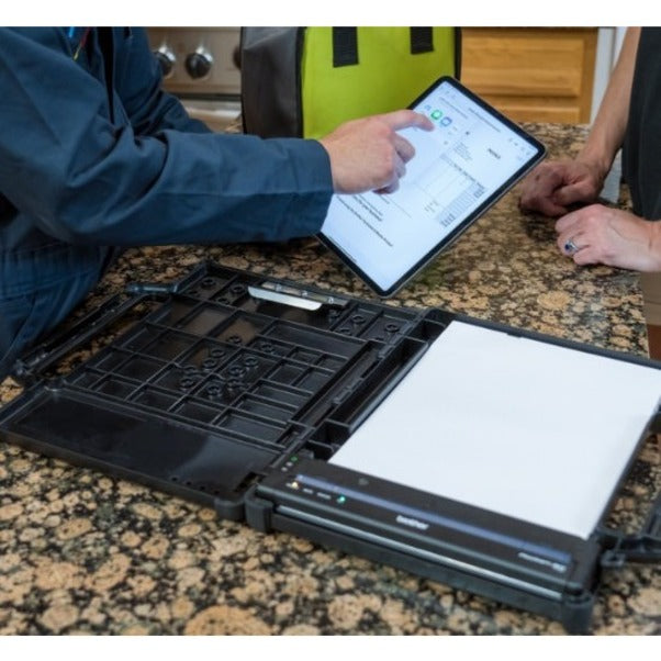 Brother PocketJet 8 PJ-822 Mobile Direct Thermal Printer - Monochrome - Label Print - USB - USB Host PJ822