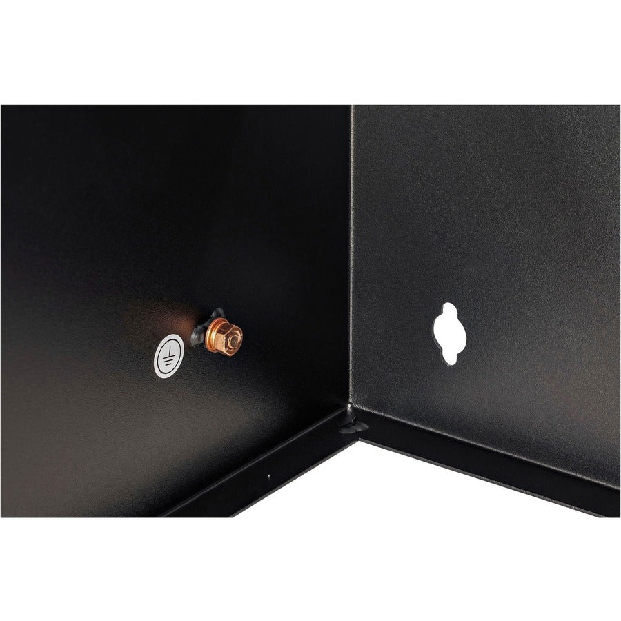 StarTech.com 6U Wall Mount Rack, 14in Deep, 19 inch Wall Mount Network Rack, Wall Mounting Patch Panel Bracket for Switch/IT Equipment WALLMOUNT6