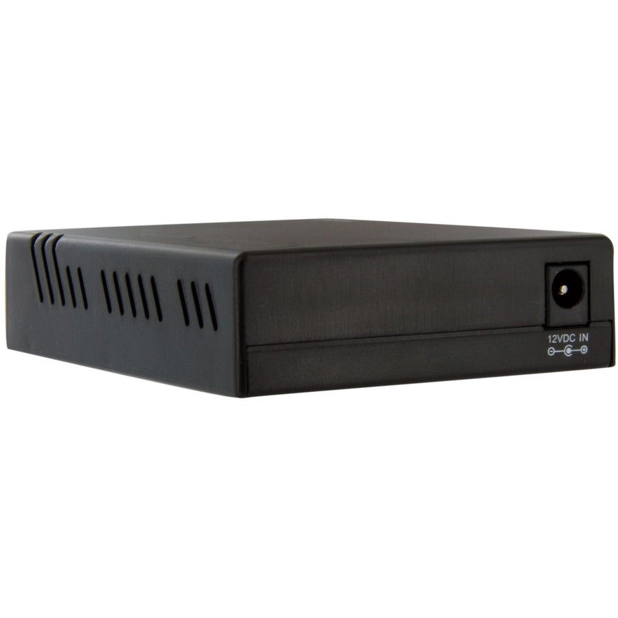 StarTech.com 10/100 Fiber to Ethernet Media Converter Multi Mode SC 2 km MCM110SC2