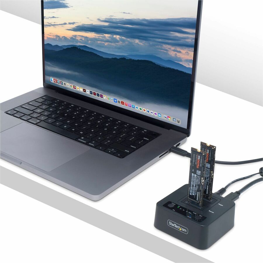 StarTech.com 1:1 M.2 NVMe Drive Duplicator, 90GBpm Standalone M.2 SSD Cloner/Copier, USB-C 3.2 20Gbps M.2 Dual-Bay Drive Docking Station M2-HDD-DUPLICATOR-N1