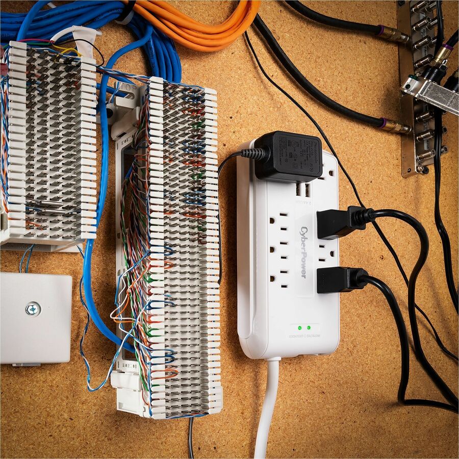 CyberPower CSP806U Professional 8 - Outlet Surge with 3000 J CSP806U