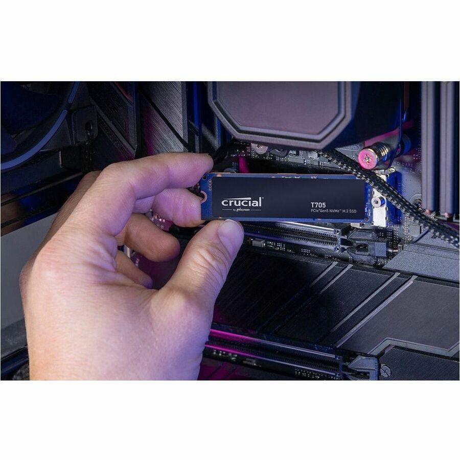 Crucial T705 2 TB Solid State Drive - M.2 2280 Internal - PCI Express NVMe (PCI Express 5.0 x4) CT2000T705SSD3