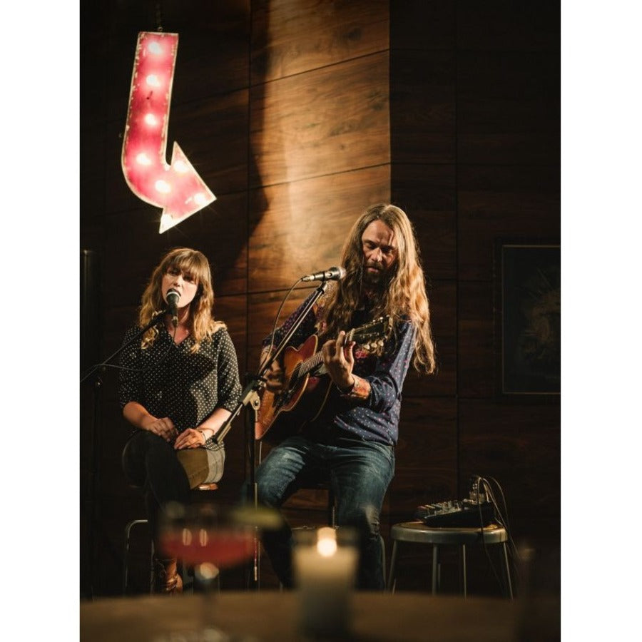 Soundcraft Small-format Analog Mixing Console with USB I/O and Lexicon Effects SCR-5085985US-01