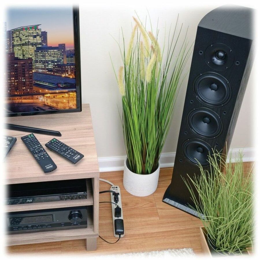 Eaton Tripp Lite Series Protect It! 6-Outlet Surge Protector, 6 ft. Cord, 790 Joules, Diagnostic LED, Light Gray Housing TLP606