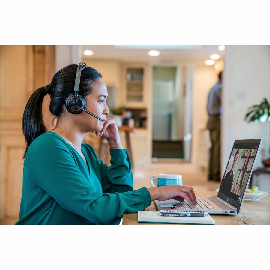 Poly Voyager Focus 2 USB-C Headset 76U47AA