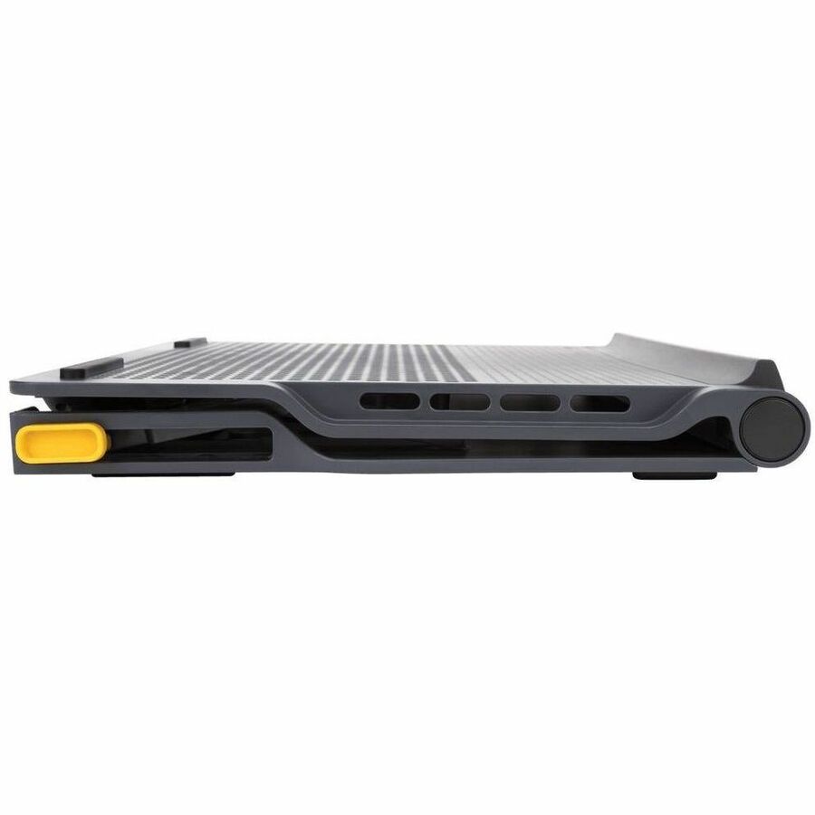 Targus 17" Chill Mat+ with 4-port Hub AWE81US