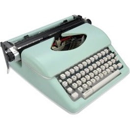 Royal Classic Manual Typewriter - Mint 79101T