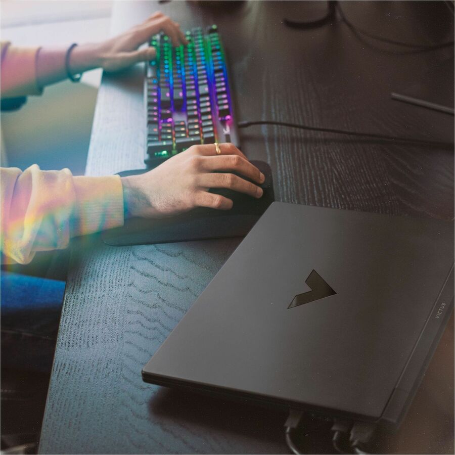 VICTUS 15-fa1000 15-fa1040nr 15.6" Gaming Notebook - Full HD - Intel Core i5 12th Gen i5-12500H - 16 GB - 512 GB SSD - Mica Silver, Black Chrome 8E9L6UA#ABA