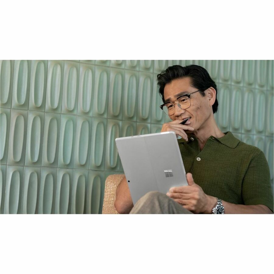 Microsoft Surface Pro 10 Tablet - 13" - vPro Technology - 32 GB - 512 GB SSD - Windows 11 Pro - 5G - Platinum EP2-14821