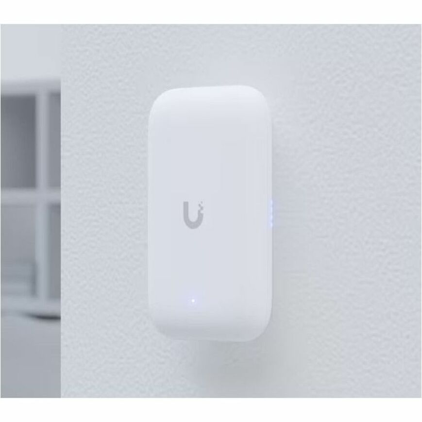 Ubiquiti Dual Band IEEE 802.11 a/b/g/n/ac 866.70 Mbit/s Wireless Access Point - Indoor/Outdoor UK-ULTRA-US