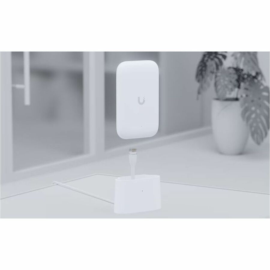 Ubiquiti Dual Band IEEE 802.11 a/b/g/n/ac 866.70 Mbit/s Wireless Access Point - Indoor/Outdoor UK-ULTRA-US
