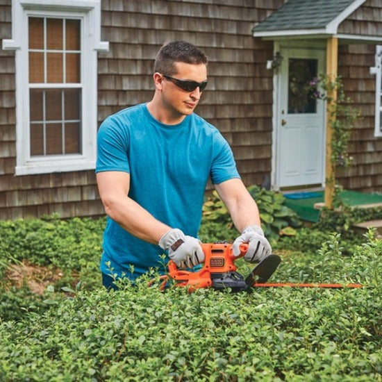Black & Decker 16 in. Electric Hedge Trimmer BEHT100