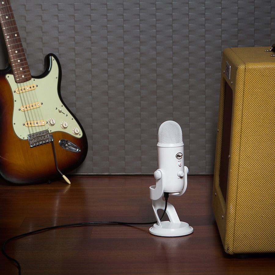 Blue Yeti Wired Condenser Microphone 988-000104