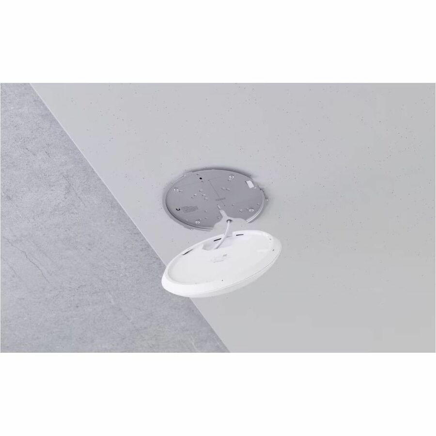 Ubiquiti U7 Pro Tri Band IEEE 802.11 a/b/g/n/ac/ax/be 5.70 Gbit/s Wireless Access Point U7-PRO-WALL-US